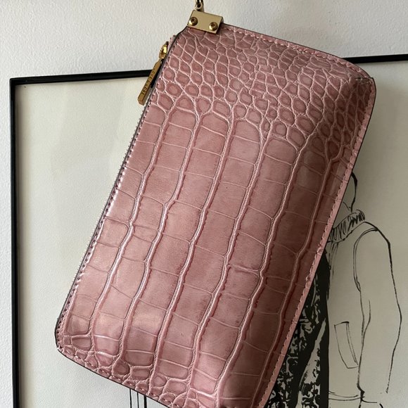 Love & Lore Small Pink Handbag - Picture 2 of 4